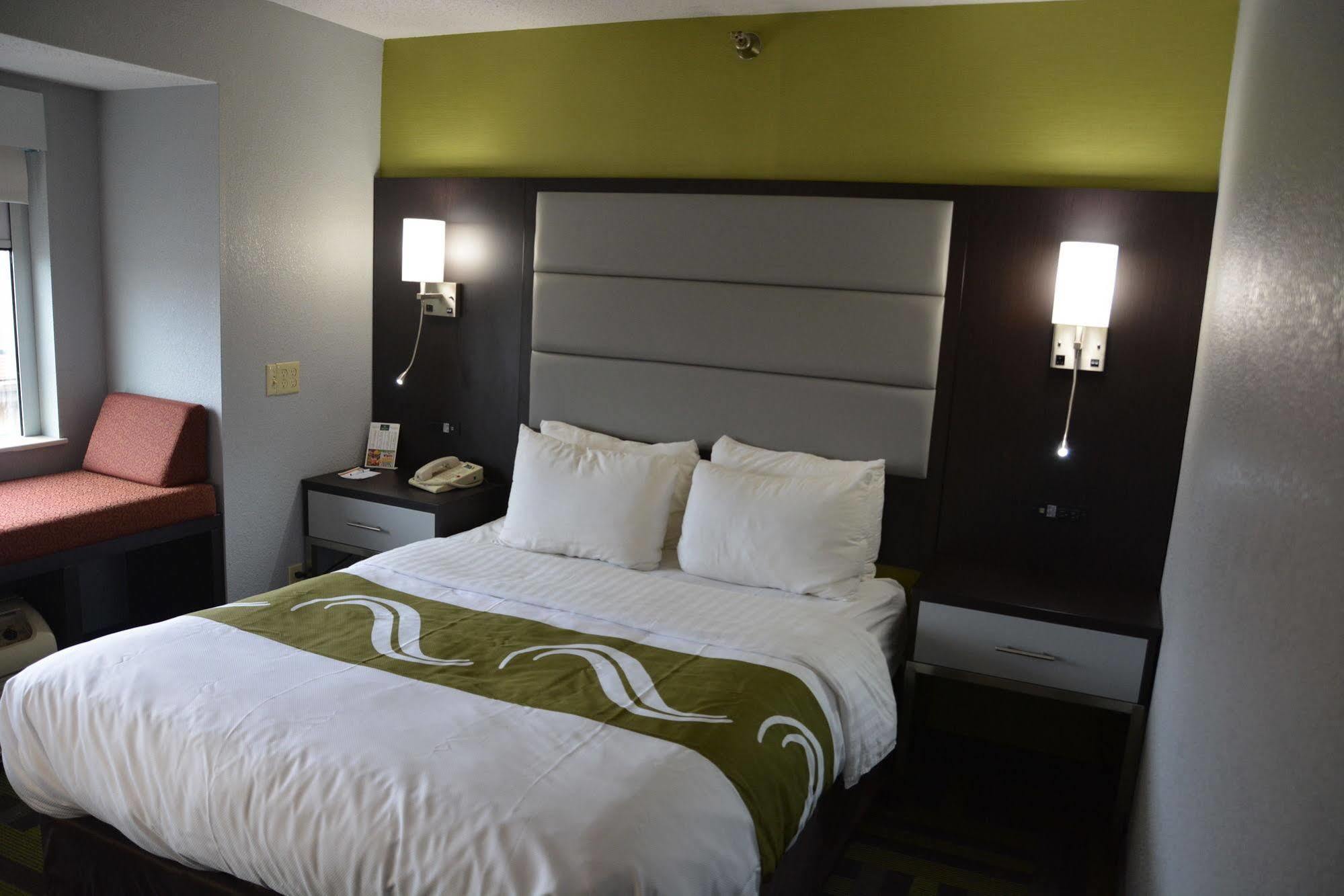 Quality Inn Grove City - Columbus South Eksteriør billede